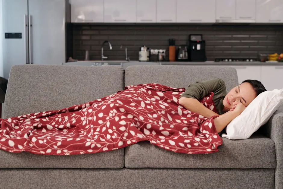 Comment caler une sieste courte sans casser le sommeil du soir.