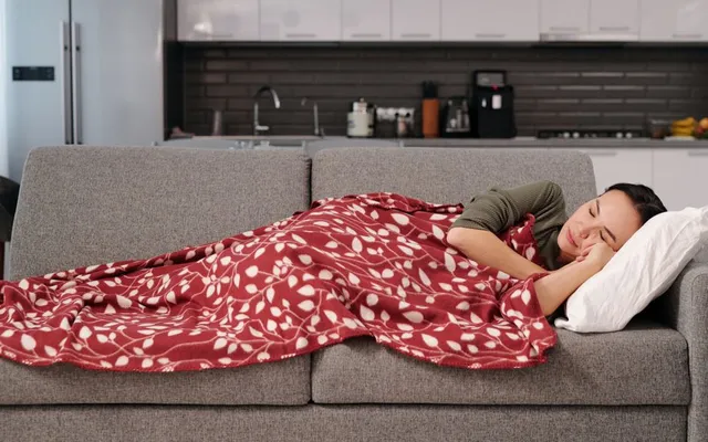 Comment caler une sieste courte sans casser le sommeil du soir.